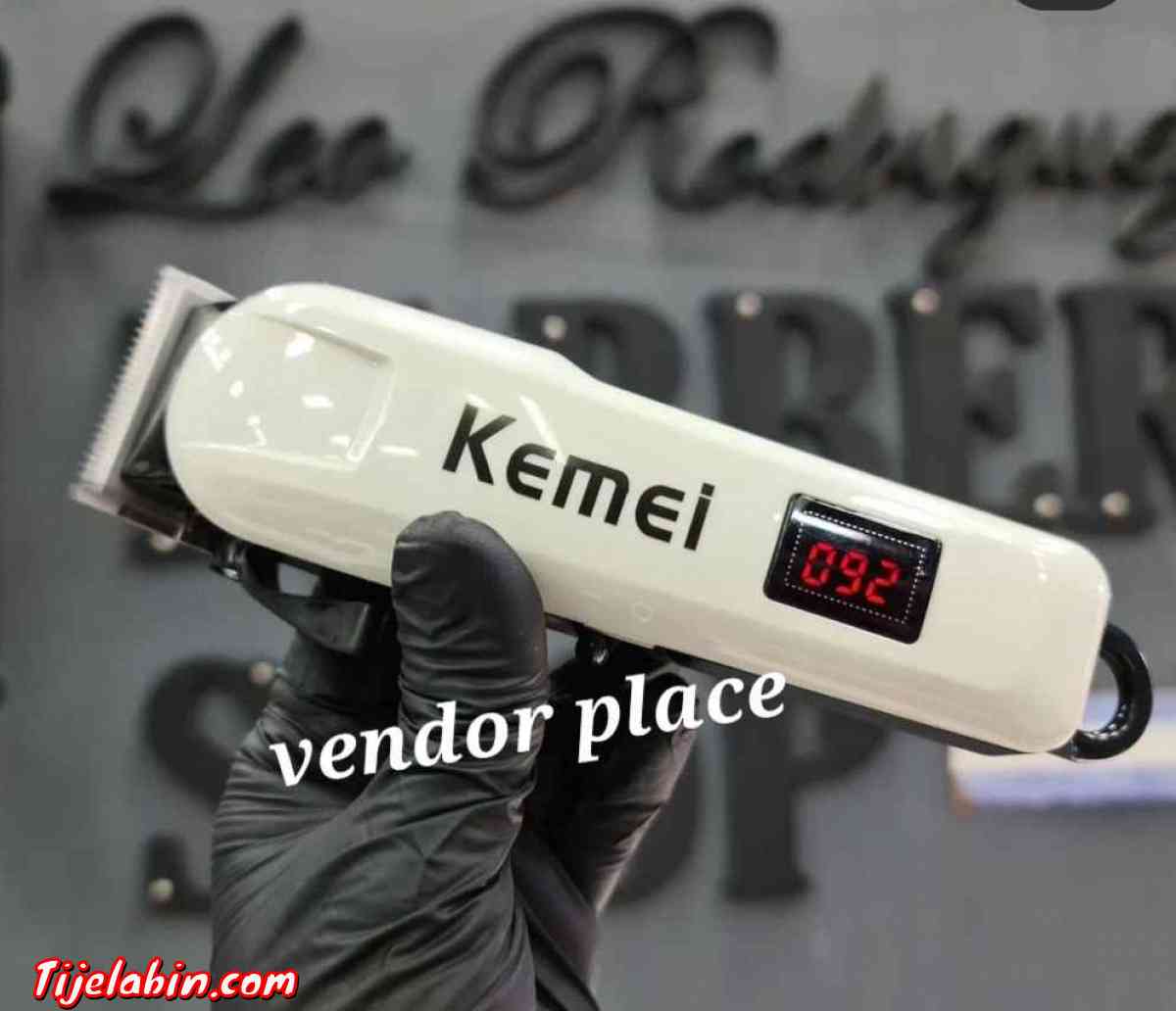 Tondeuse kemei blanc rechargeable Professionelle 809Aثاني أ - Bab Azzouar, Alger