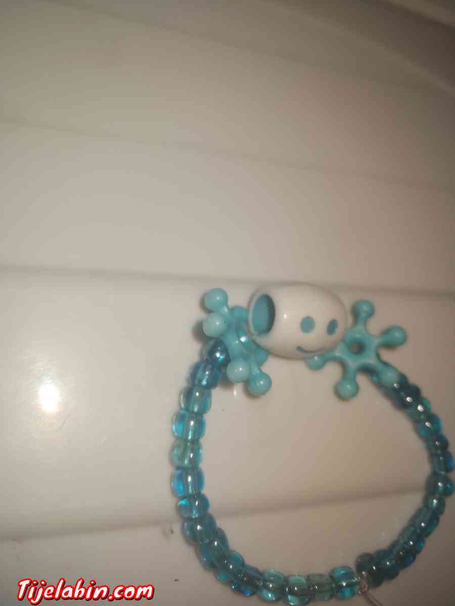 braclet bleu