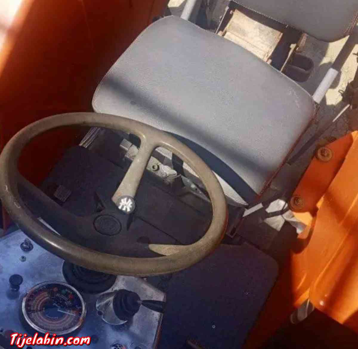 جرار فلاحي نوع سيرتا - Ain Beida, Oum El Bouaghi - Tijelabin