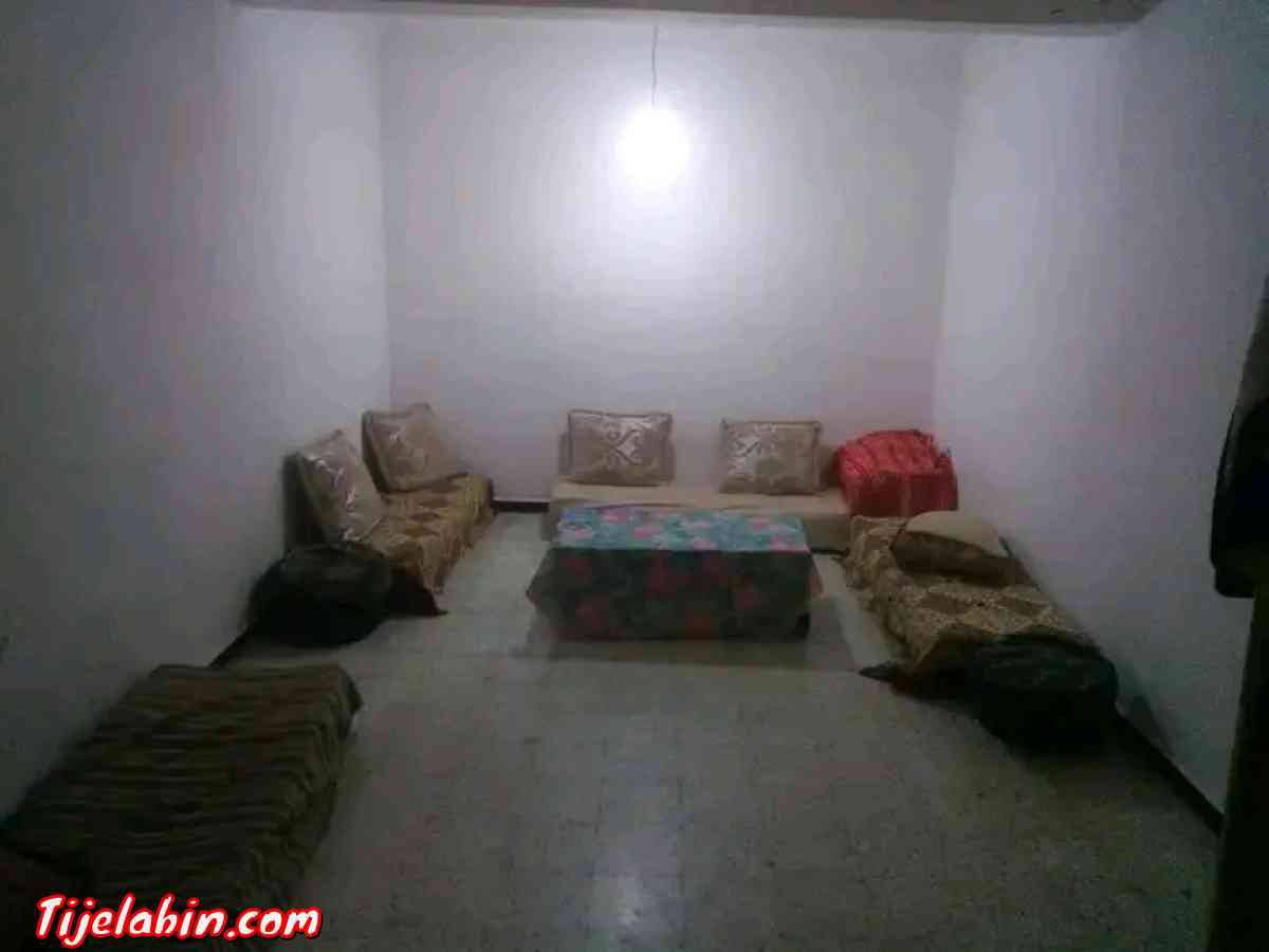 سكن بحي عين مصباح تيارت للبيع أو للتبادل - Tiaret, Tiaret - Tijelabin