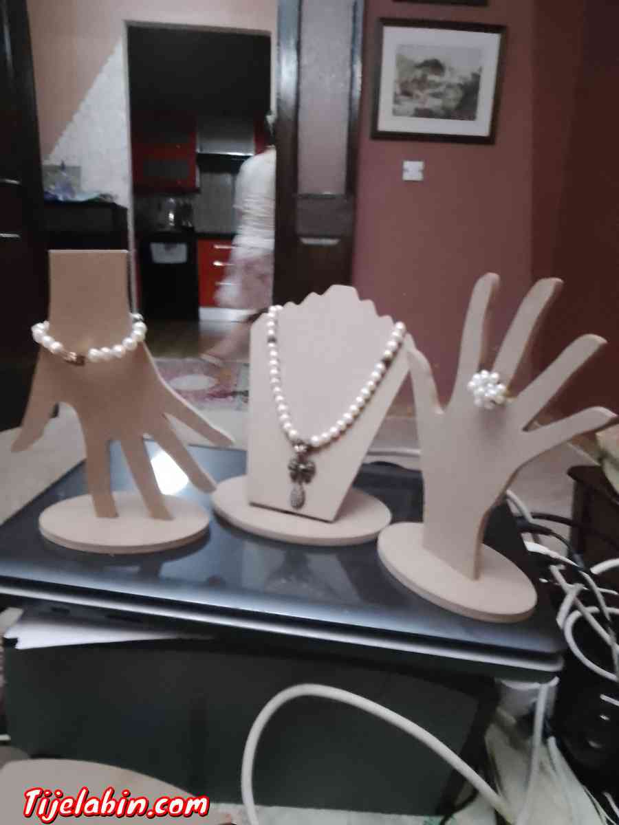 perles de culture et accessoires - Djasr Kasentina, Alger - Tijelabin