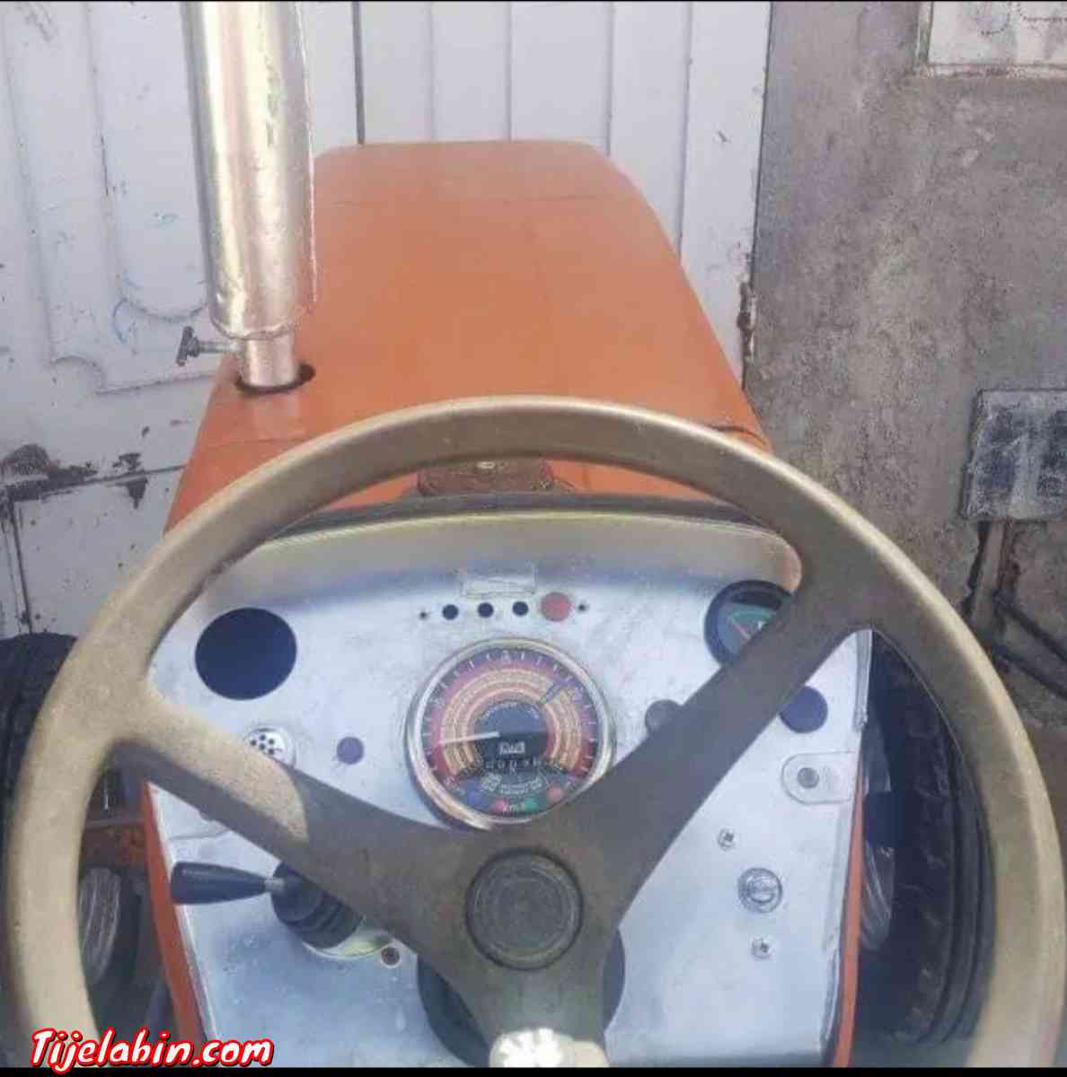 جرار فلاحي نوع سيرتا - Ain Beida, Oum El Bouaghi - Tijelabin