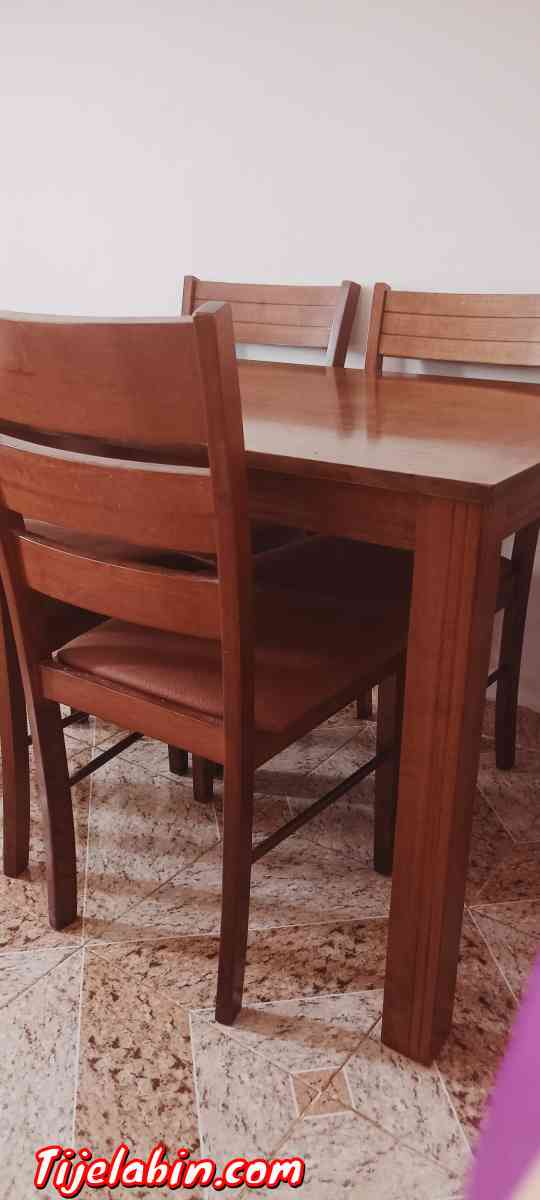 table - El Biar, Alger - Tijelabin