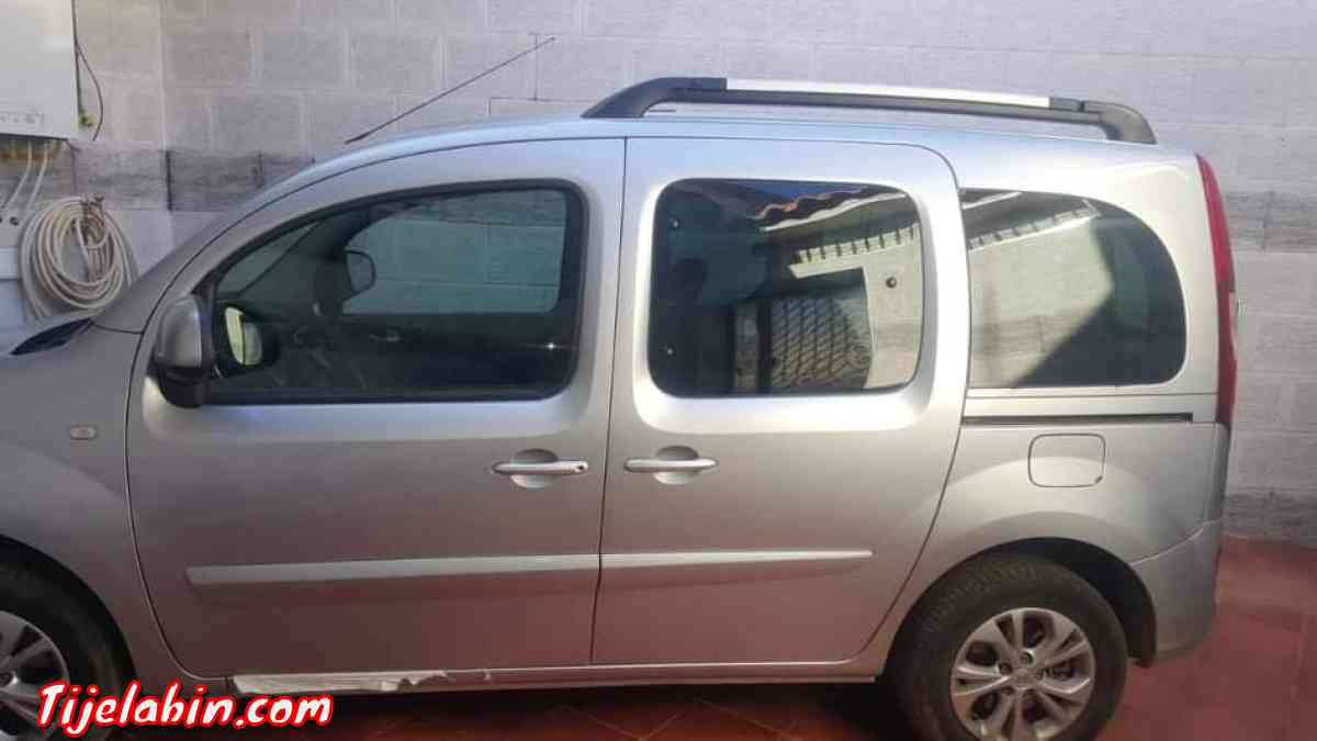 Renault Kangoo 2021 - Hadjout, Tipaza - Tijelabin