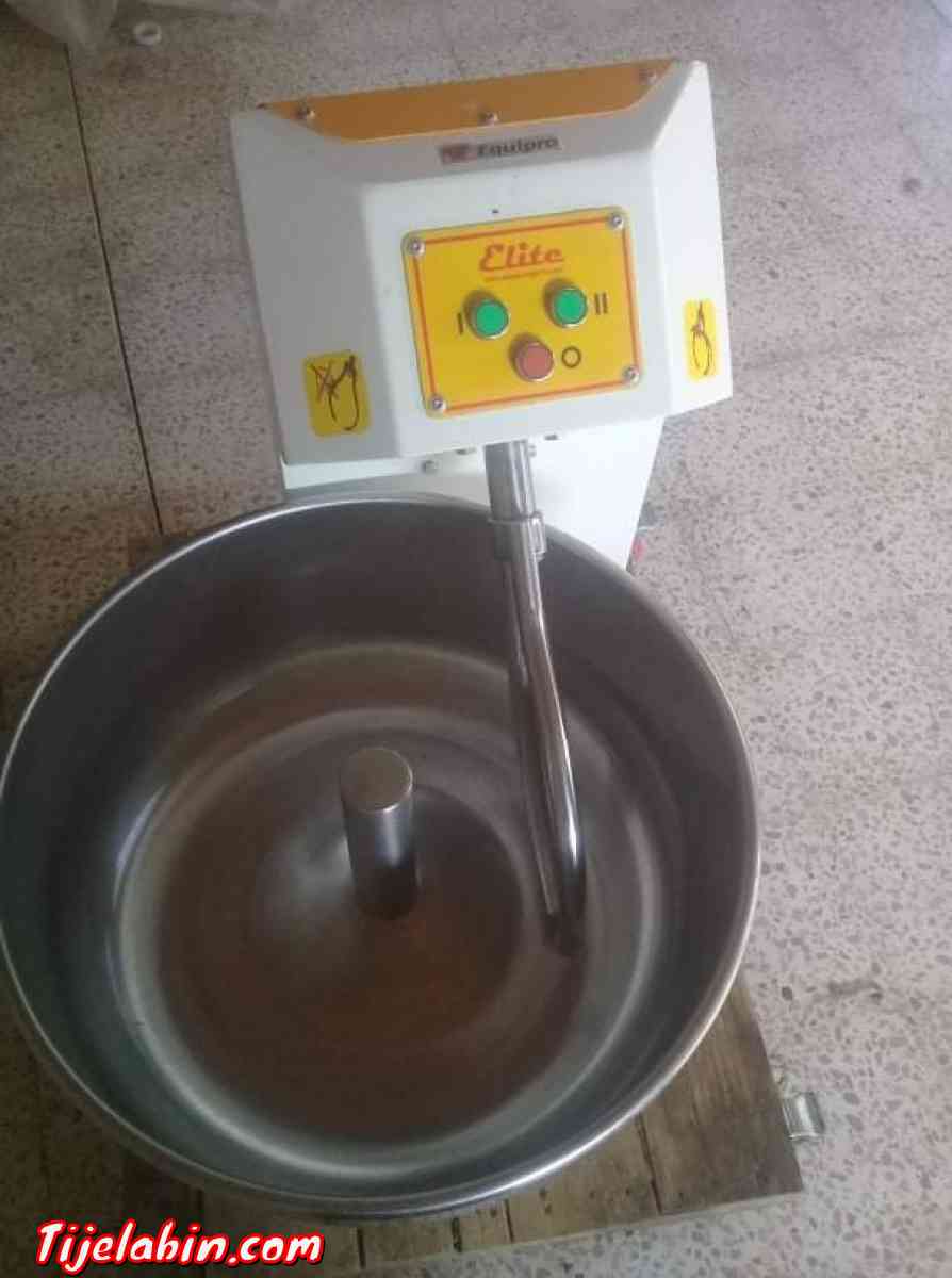 اجهزة جديدة للعمل الحلويات و بيتزيريا من يهمه الامر يتصل .. - Freha, Tizi Ouzou