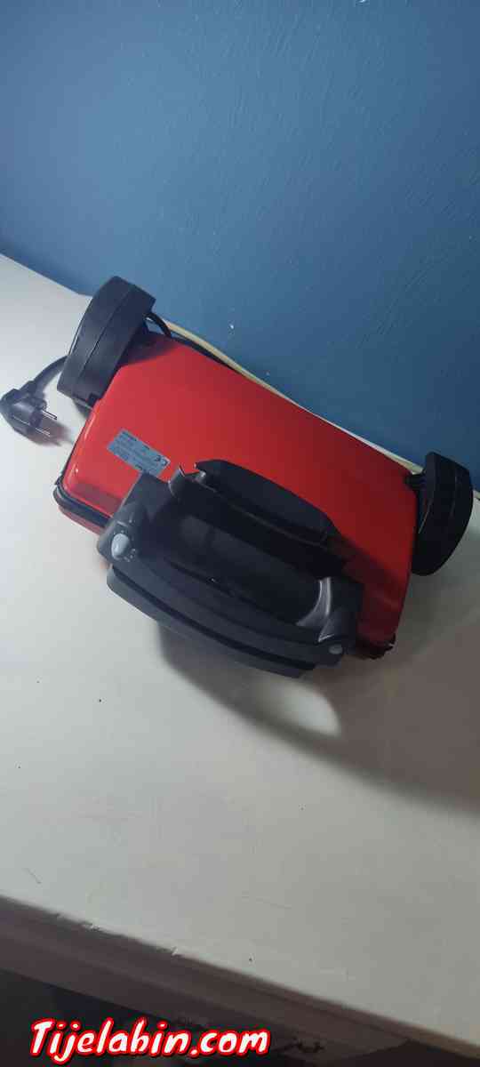 آلة بانينوز