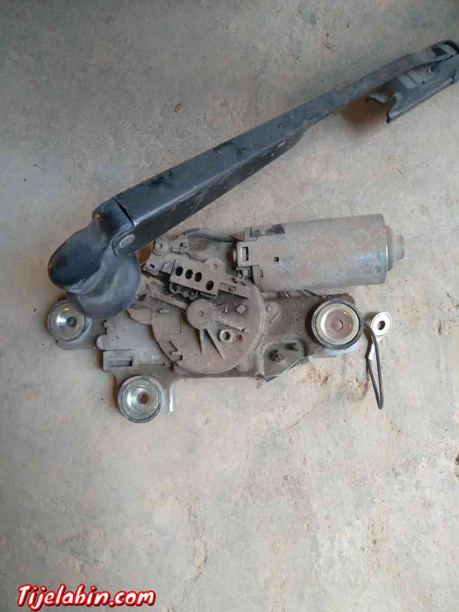 بياس فورد فوكيس - Hasnaoua, Bordj Bou Arreridj - Tijelabin