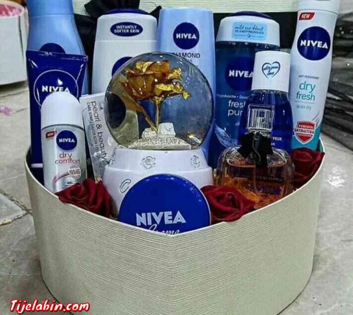 بوكسات هدايا ، متوفرة بالتوصيل - Tiaret, Tiaret - Tijelabin