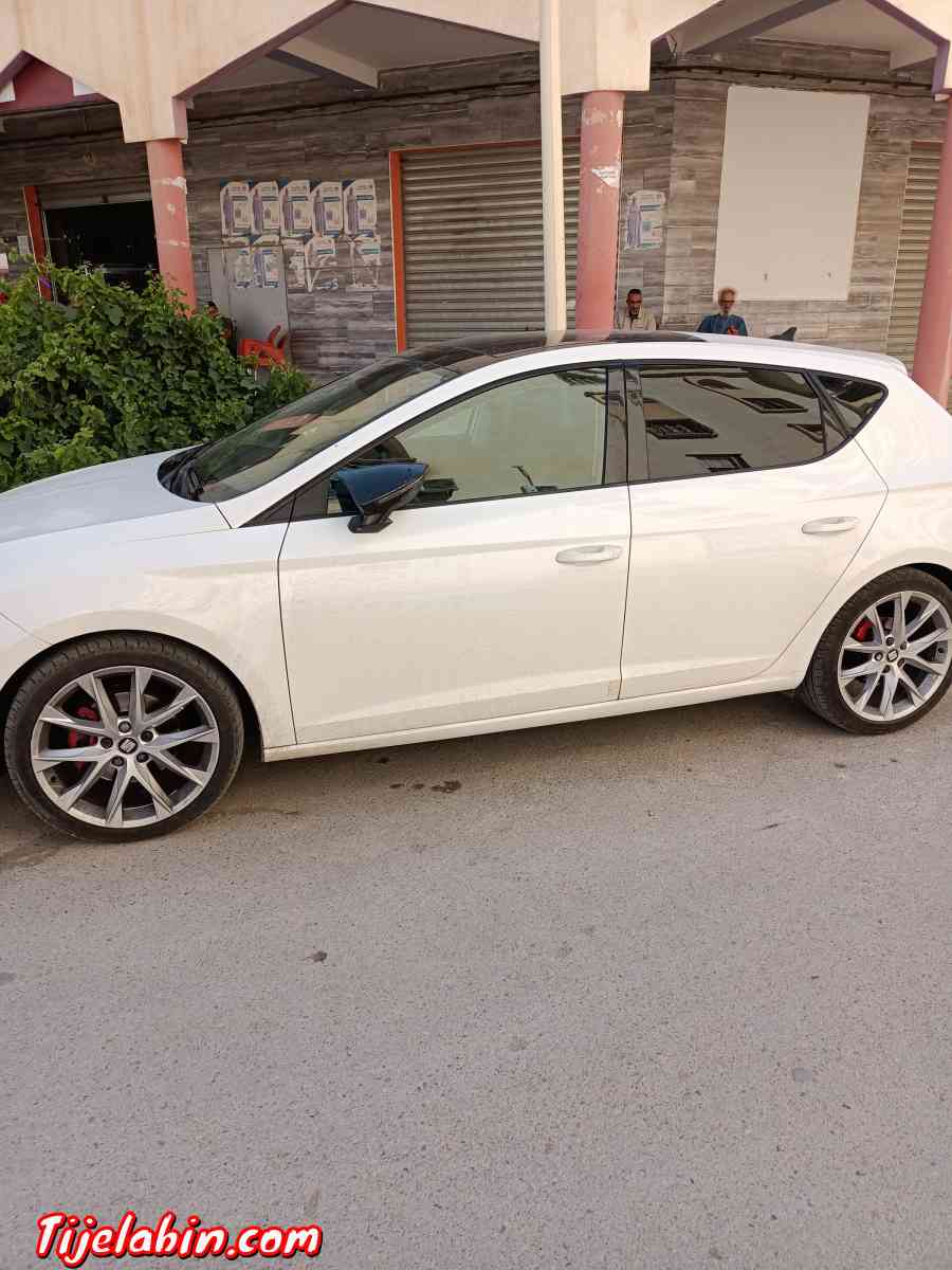 voiture - El Oued, El Oued - Tijelabin