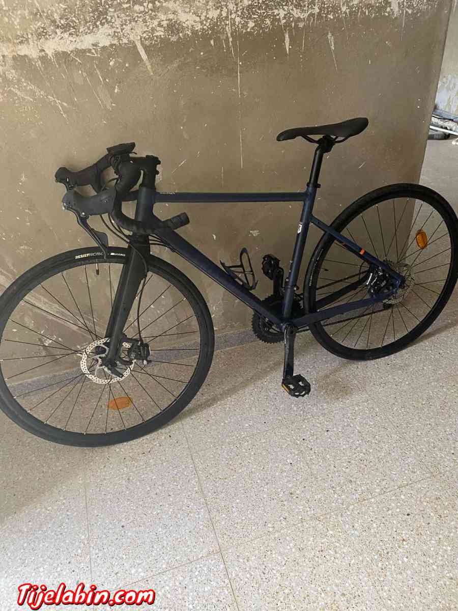 ronde un très beau vélo de course professionnel - Abou El Hassen, Chlef - Tijelabin