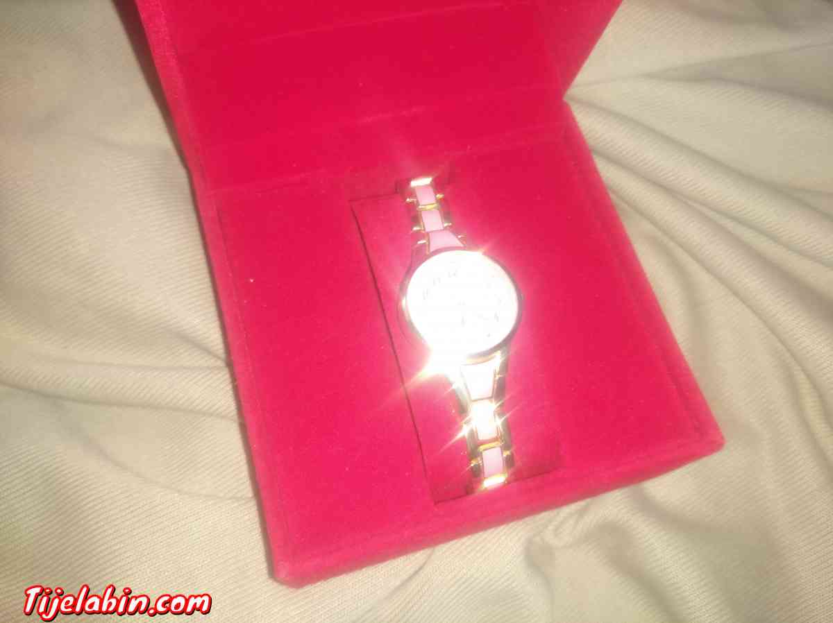 montre femme Quartz6756