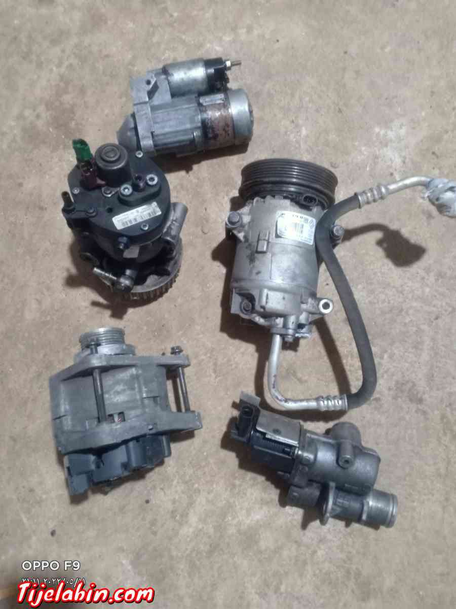 قطع غيار محرك 1.5dci