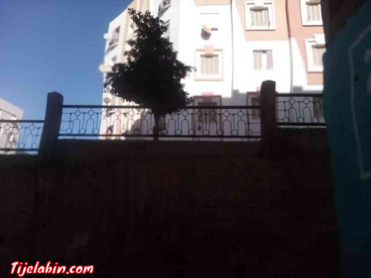 محل للبيع - Jijel, Jijel - Tijelabin