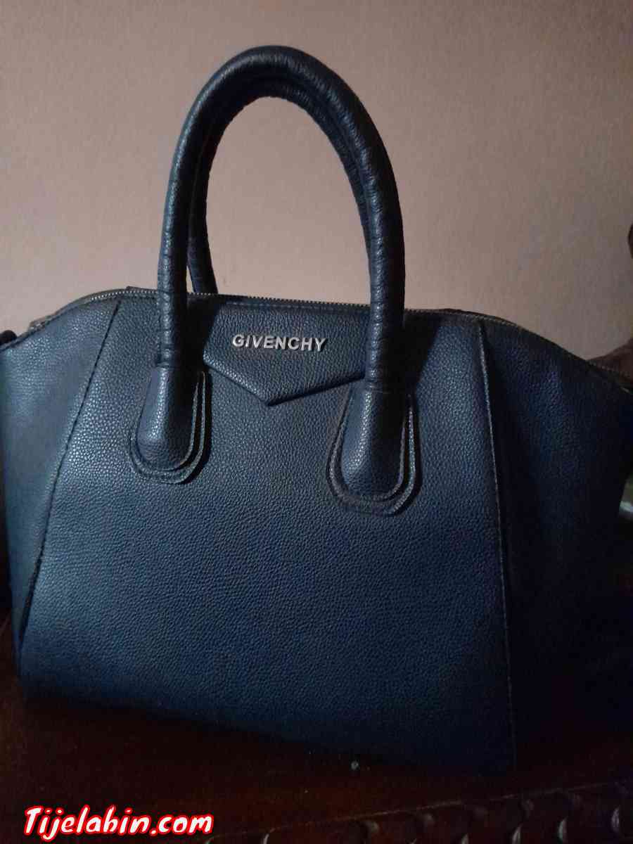 sac GIVENCHY