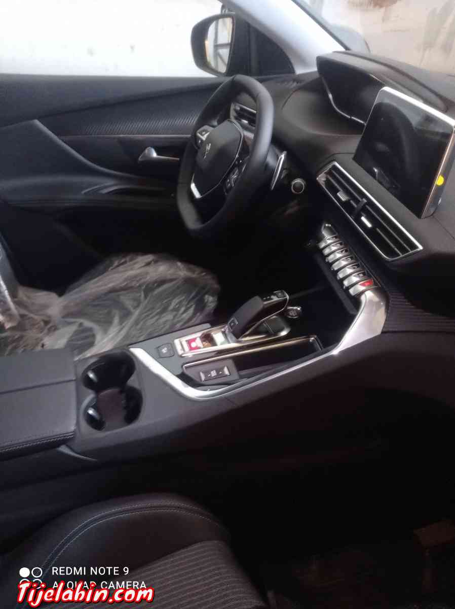 voiture - Souk El Thenine, Tizi Ouzou - Tijelabin