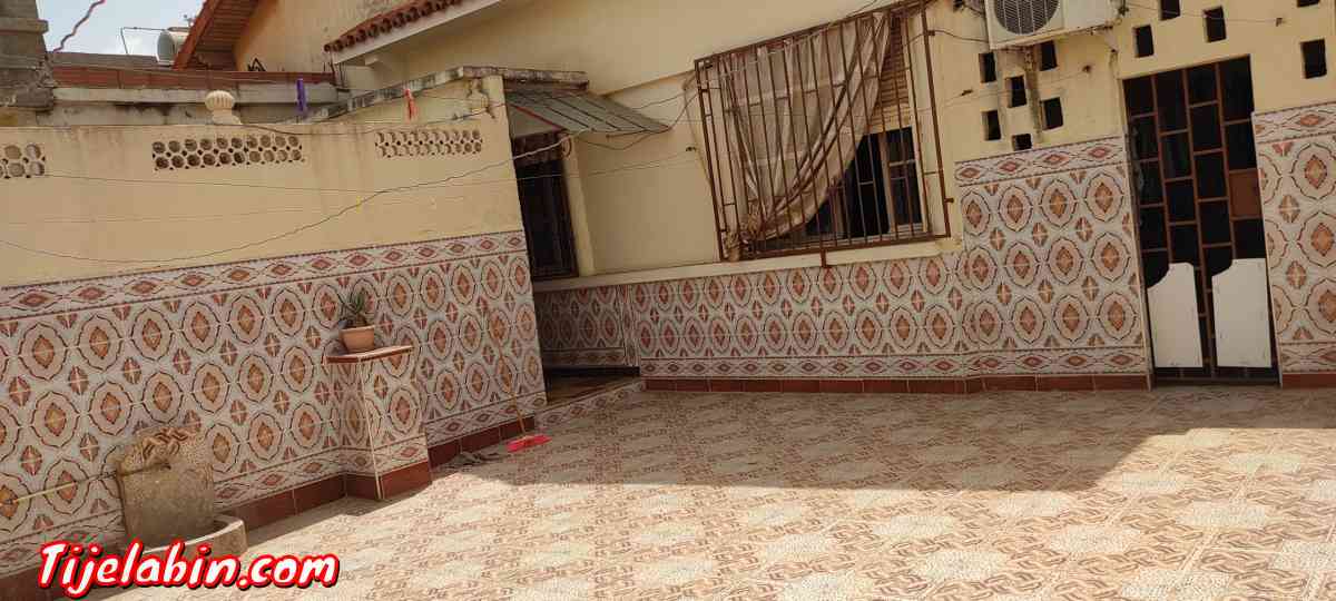 فيلا للبيع 412م² - Hammam Bouhadjar, Ain Temouchent - Tijelabin