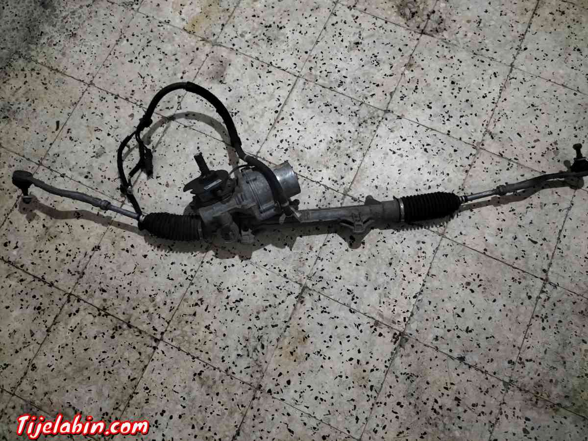 direction assister electrique de Peugeot 2008 année 2015