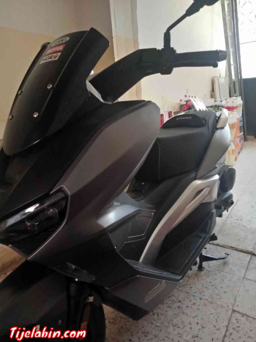 moto vmax - Ahmer El Ain, Tipaza - Tijelabin