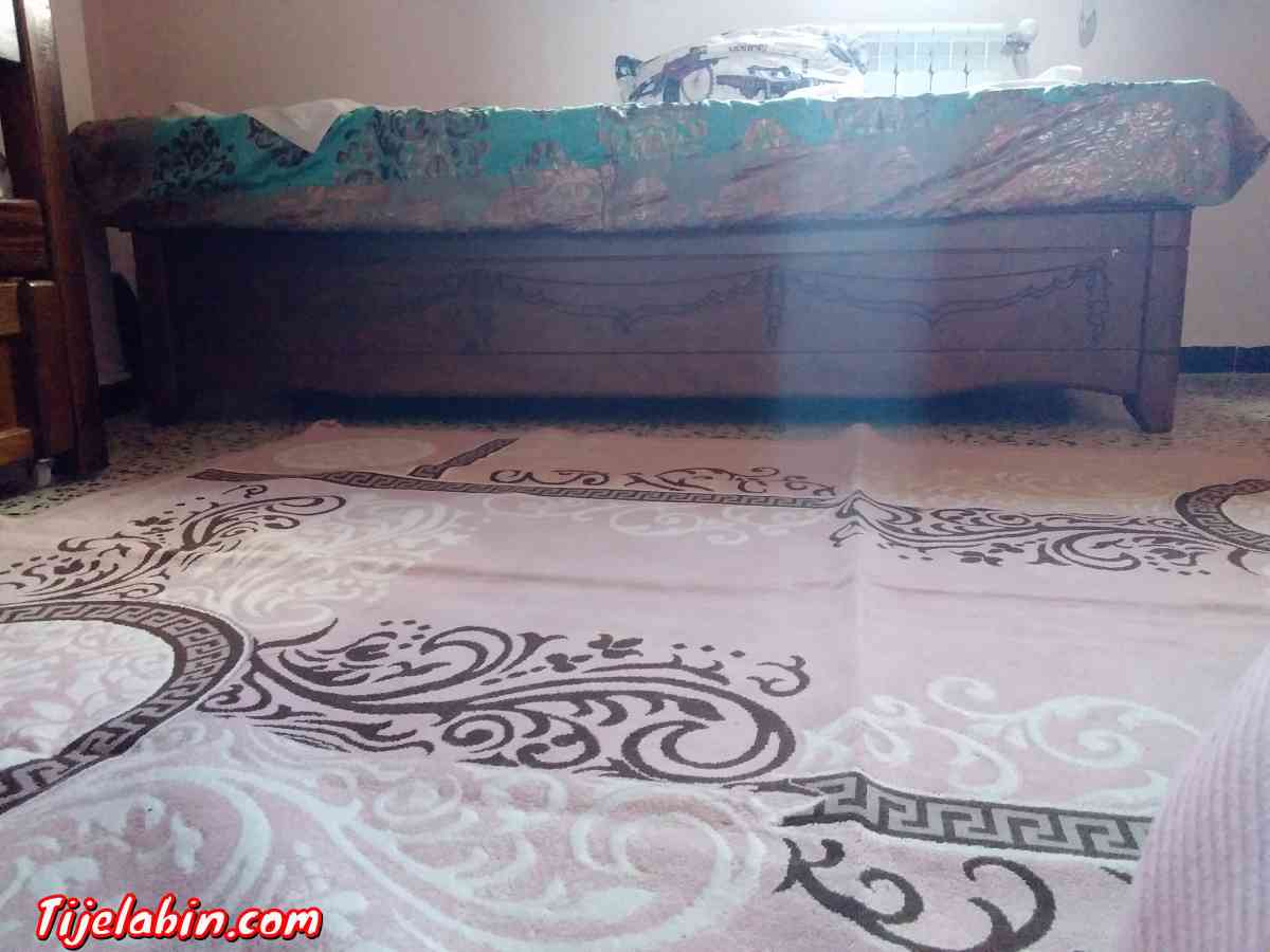 Un canapè - Alger Centre, Alger