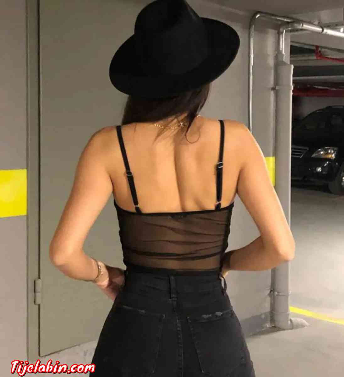 crop top - Mostaganem, Mostaganem - Tijelabin