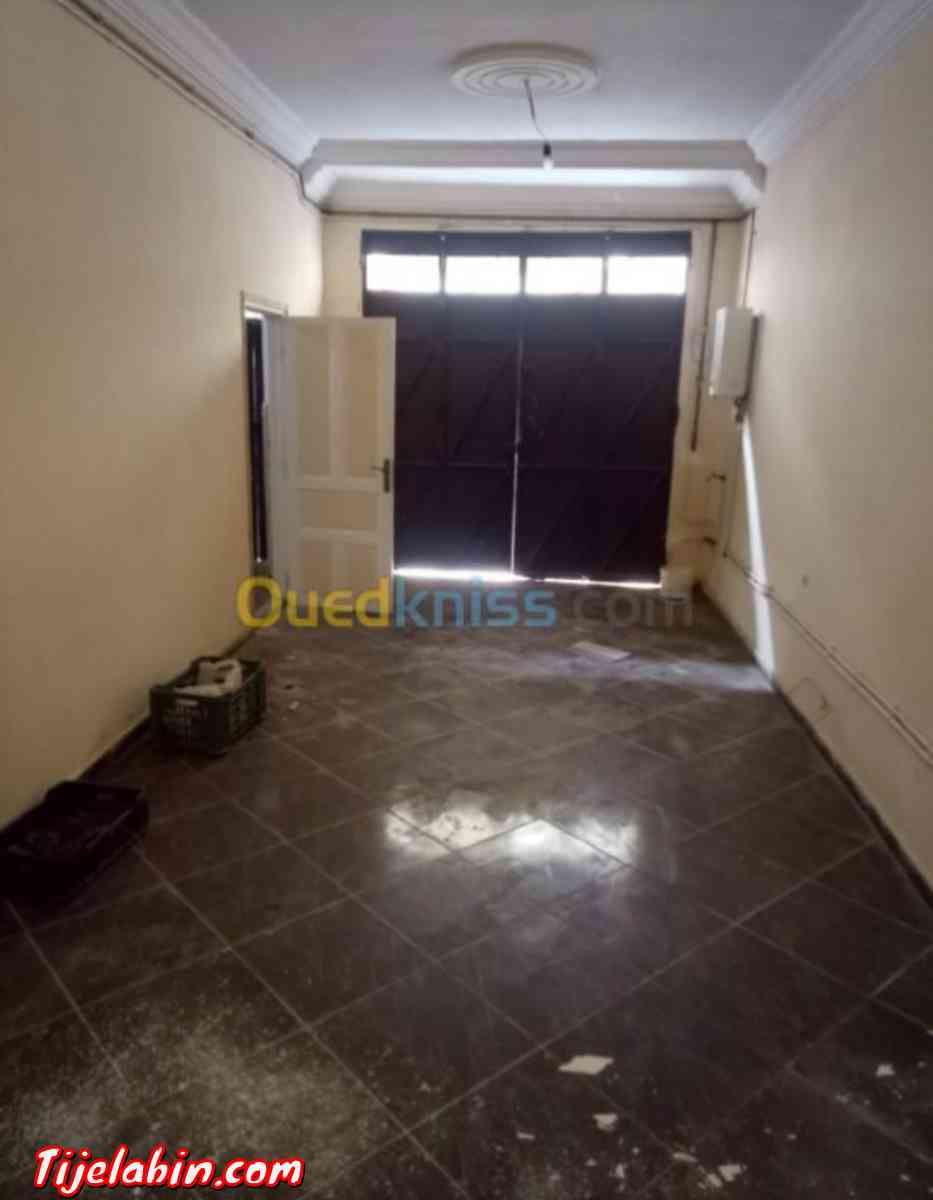 une belle villa a vendre - Mostaganem, Mostaganem - Tijelabin