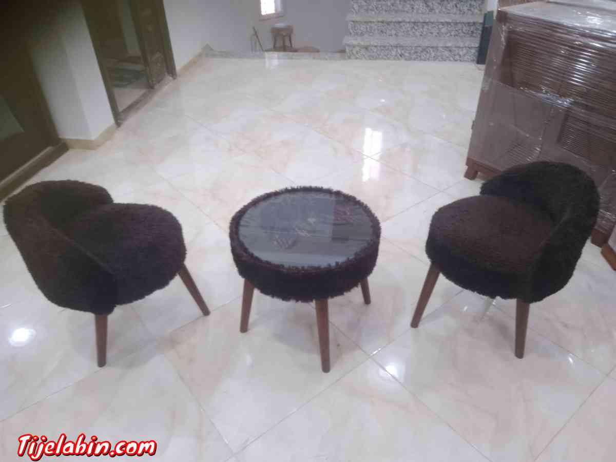 طاولة الريش - Alger Centre, Alger - Tijelabin