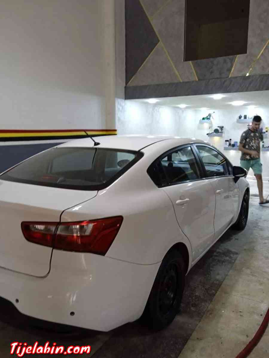 kia rio 2014 - Constantine, Constantine - Tijelabin