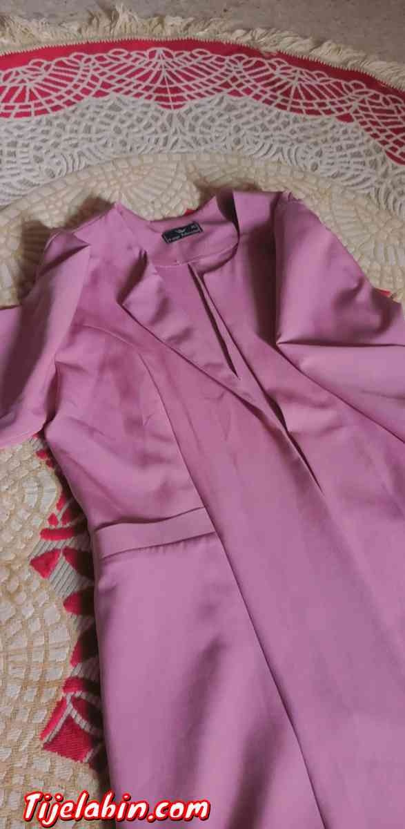 veste classique pour femme - Oued Goussine, Chlef