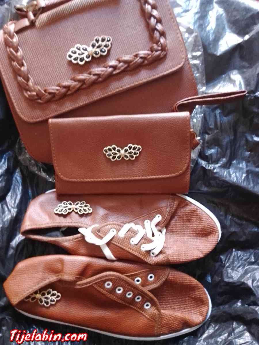 صاك أسورتي  و تريكوات شتاء رجال و نساء - Ain Oussera, Djelfa - Tijelabin