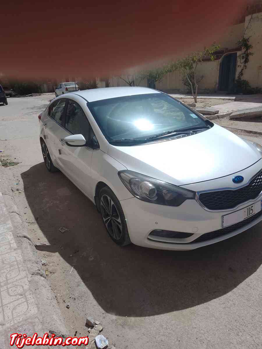 automobile - Aghbalou, Bouira - Tijelabin