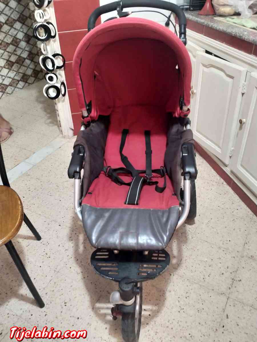 article bébé excellent état a bousmail livraison 58 wilaya