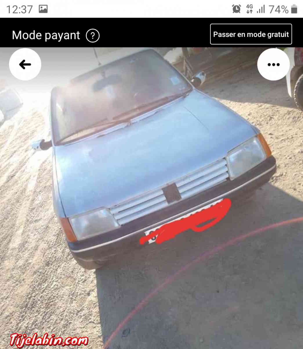 205 moteur couché - Ighil Ali, Béjaïa - Tijelabin