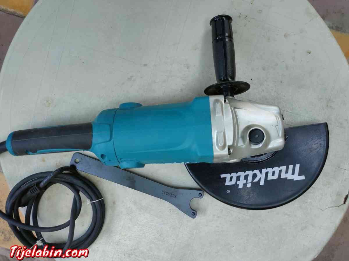 outillages - Chlef, Chlef - Tijelabin