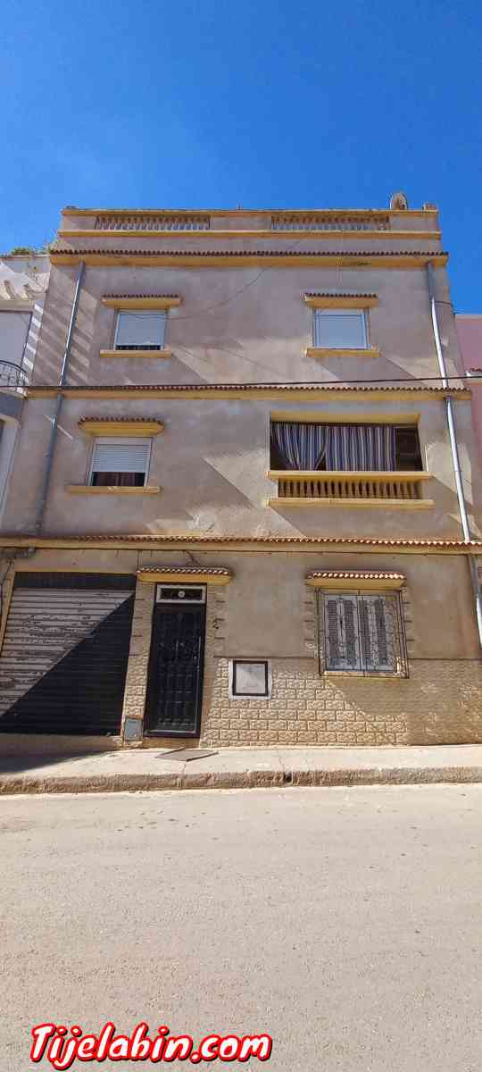 مسكن 3 طوابق مستغانم