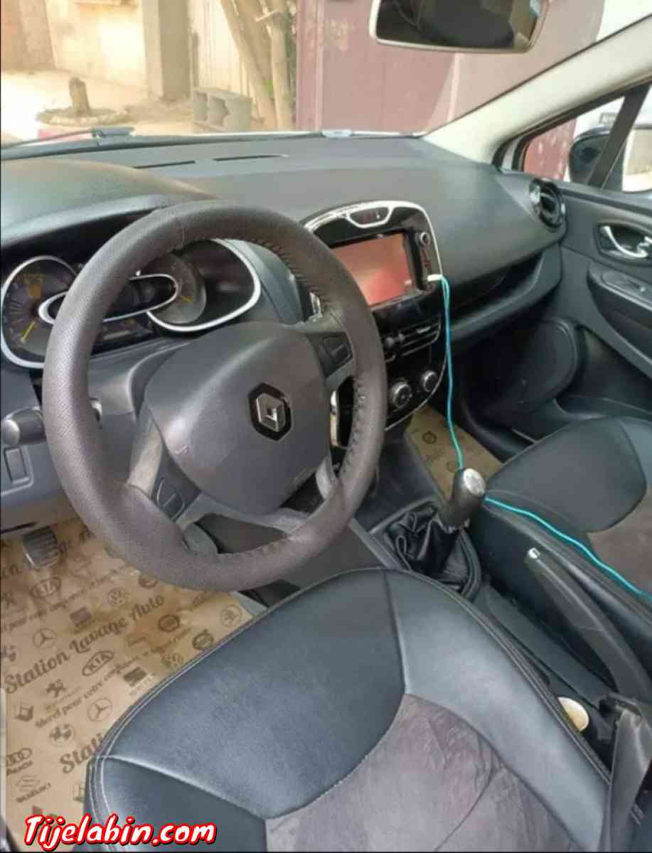 سيارة - El Guelbelkebir, Medea - Tijelabin