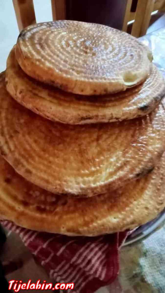 خبز وحلويات