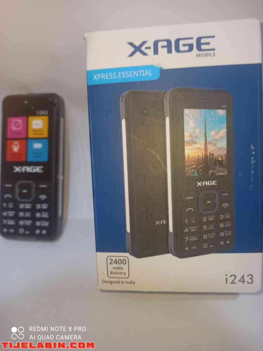 هاتف أنيق بطرية قوية إضائة جانبية وميزات أخرى - Blida, Blida - Tijelabin