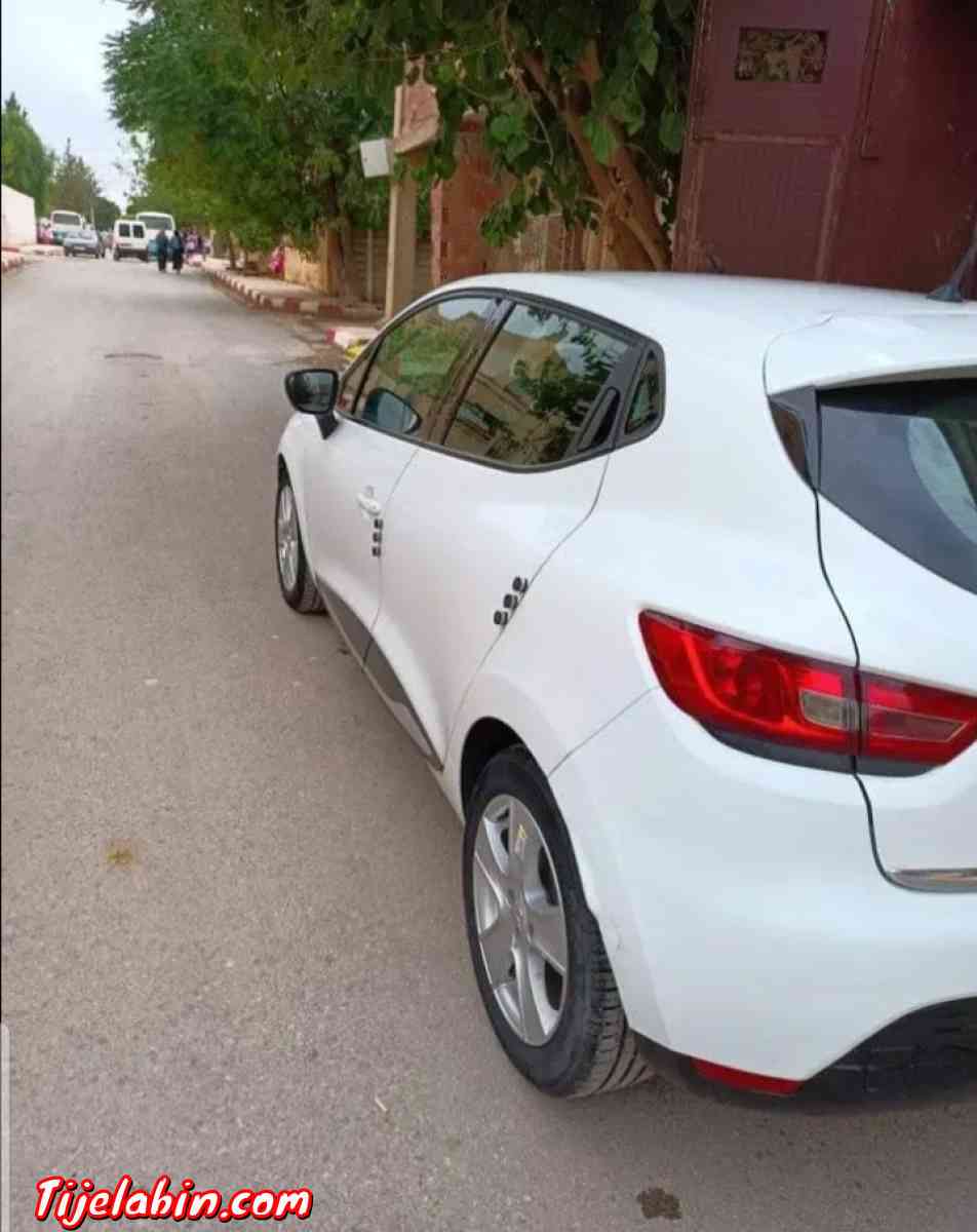 سيارة - El Guelbelkebir, Medea - Tijelabin