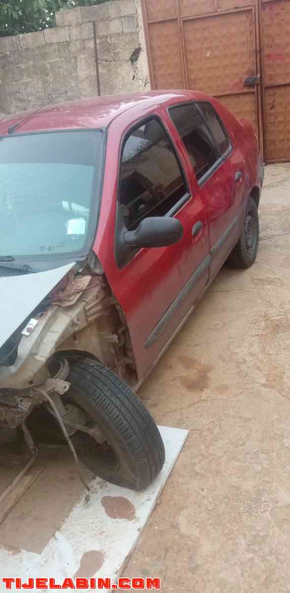 سيارة نوع كليو كلاسيك  متور 1.42002 - Douera, Alger - Tijelabin