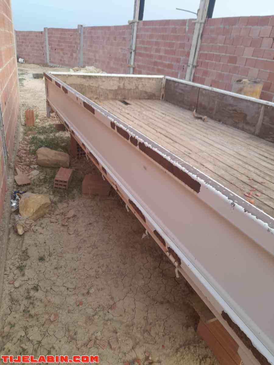 مقطورة شاحنة - Cheniguel, Medea - Tijelabin