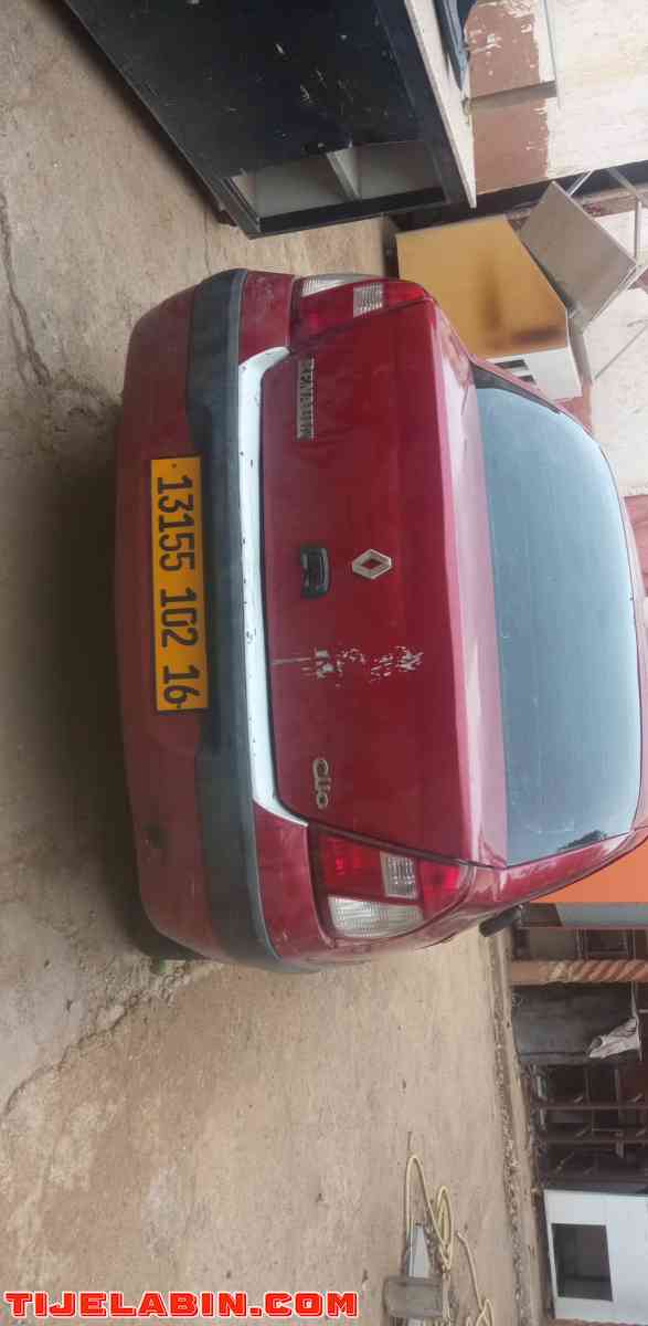 سيارة نوع كليو كلاسيك  متور 1.42002 - Douera, Alger - Tijelabin