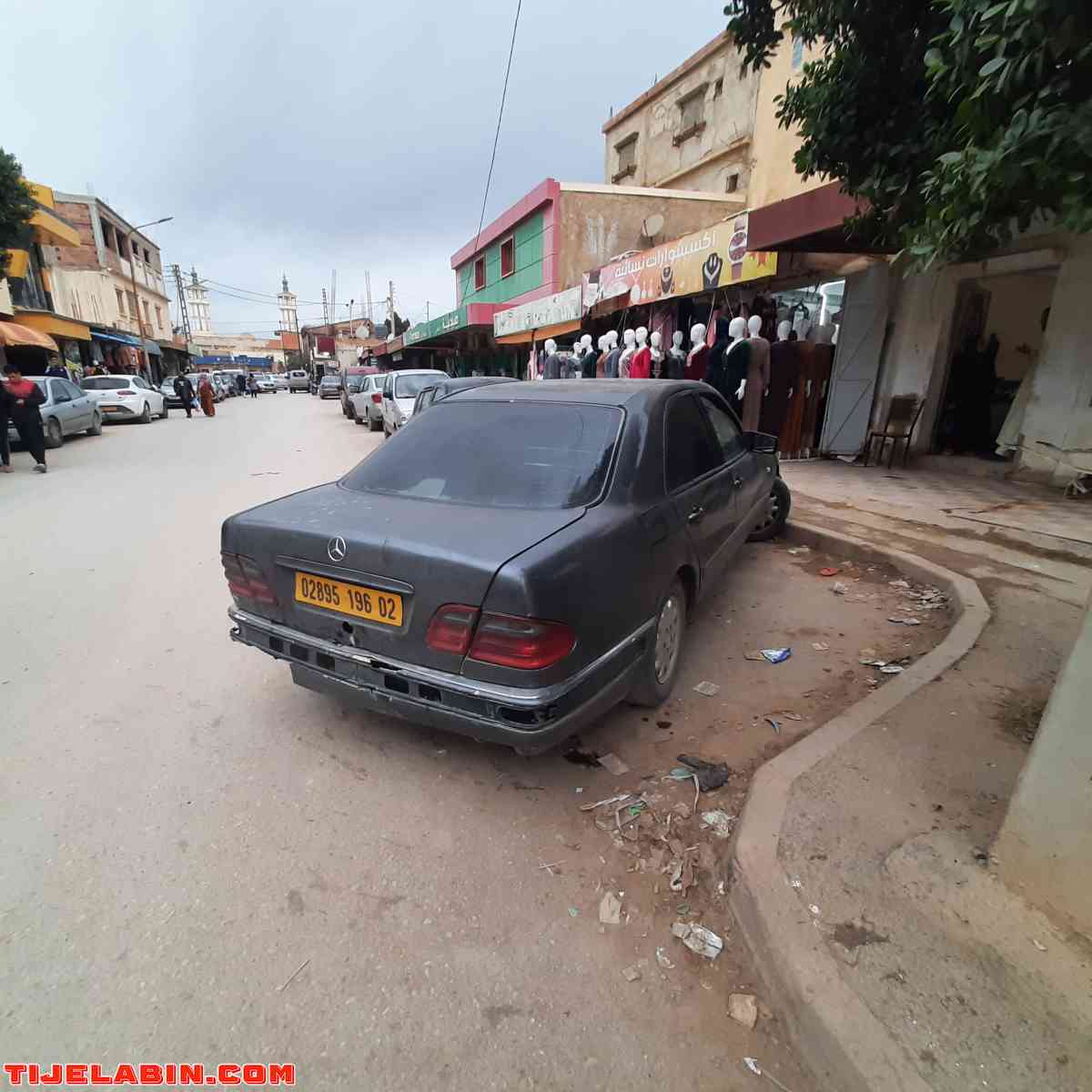 Mercedes E 220 - Chlef, Chlef - Tijelabin