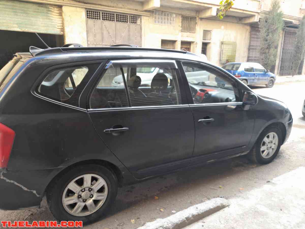 كيا كارانس 2008 - Batna, Batna - Tijelabin