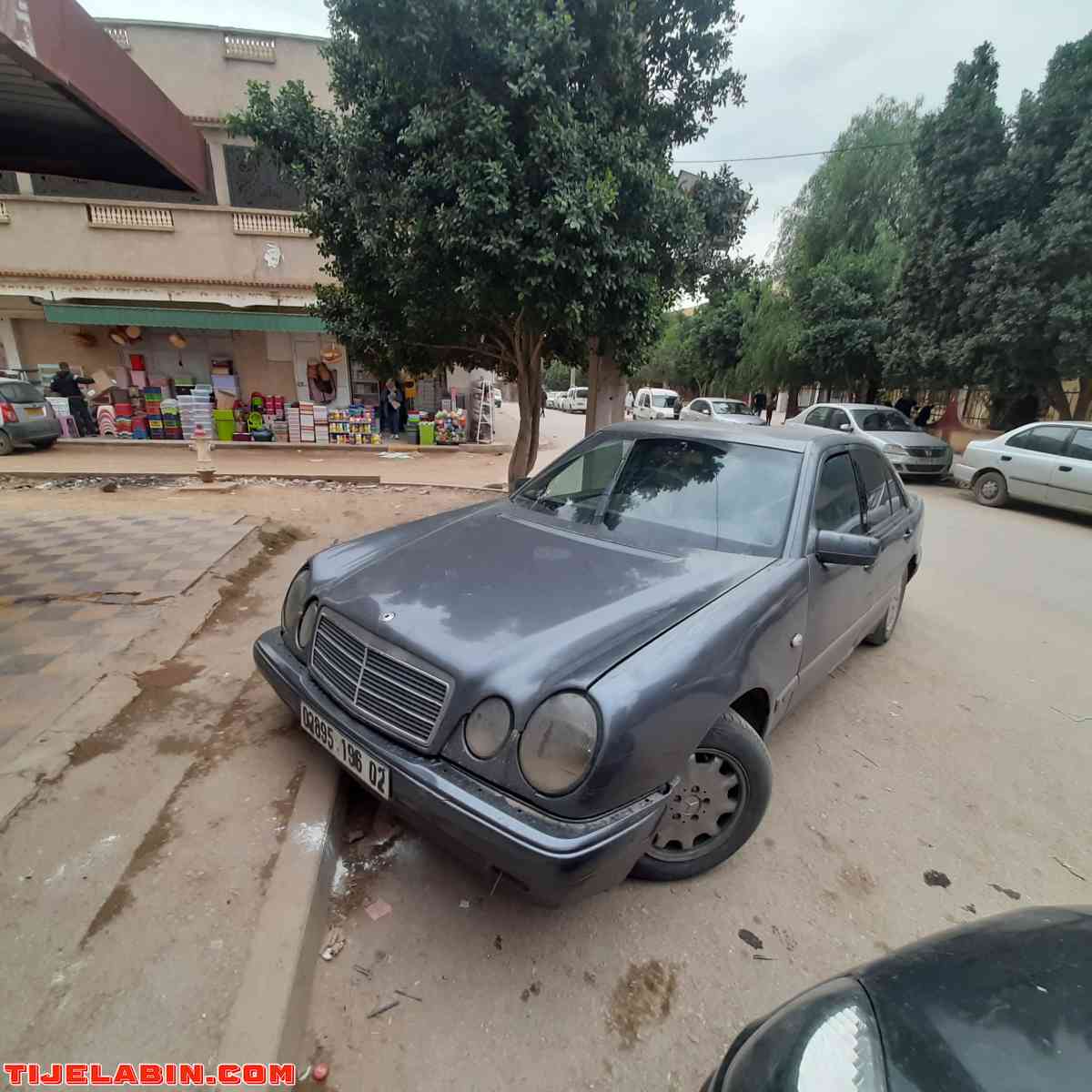 Mercedes E 220 - Chlef, Chlef - Tijelabin