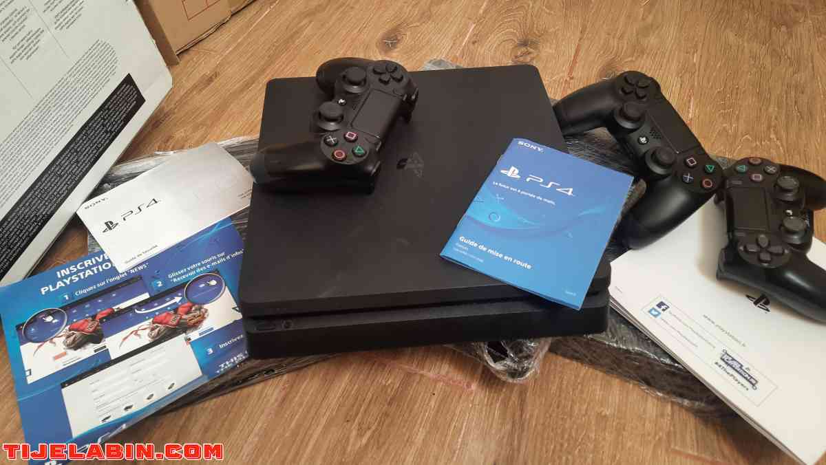 PlayStation 4