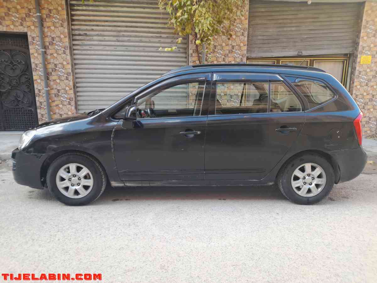 كيا كارانس 2008 - Batna, Batna - Tijelabin