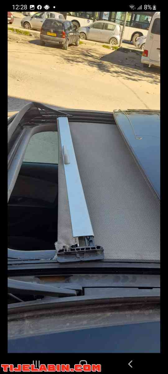 réparation toit ouvrant et rideaux chez sidou - Djasr Kasentina, Alger