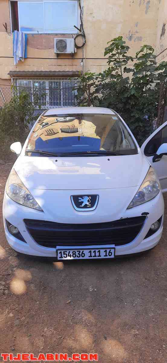 pujeot 207 anné 2011 moteur essence 1.4 vti - Ain Taya, Alger - Tijelabin