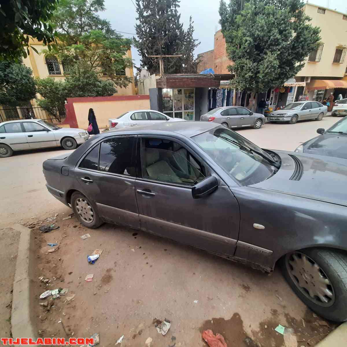 Mercedes E 220 - Chlef, Chlef - Tijelabin