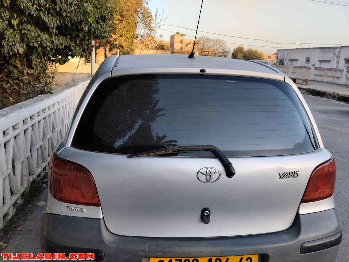 طيوطا ياريس2004 - Ain Tagourait, Tipaza - Tijelabin